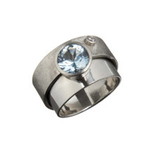 Palladium ring with aquamarine and diamond